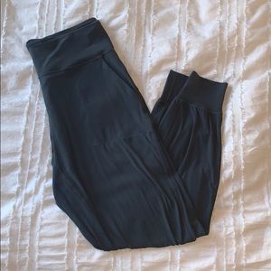 Lululemon Align joggers size 10